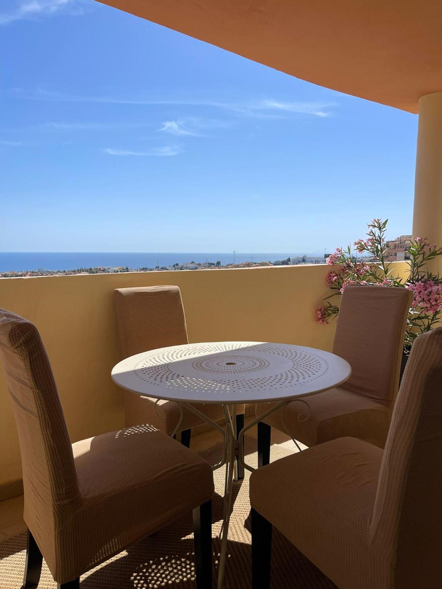 Panoramic Seaview Apartment Михас Екстериор снимка